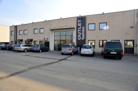 _UVV4950jpg